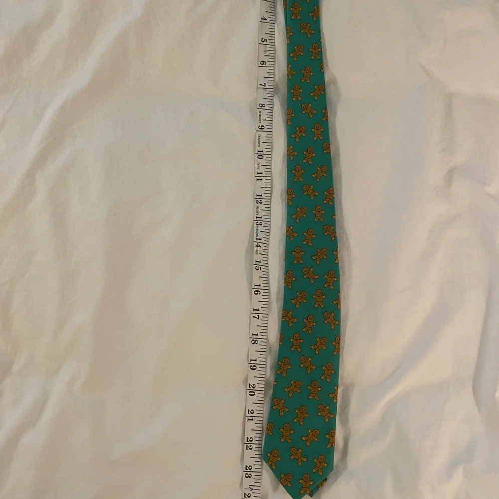 Buy Your Ties green tie